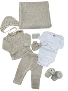  4073 Erkek Bebek Triko 7'li Kutulu Naturel Hastane Çıkış Seti